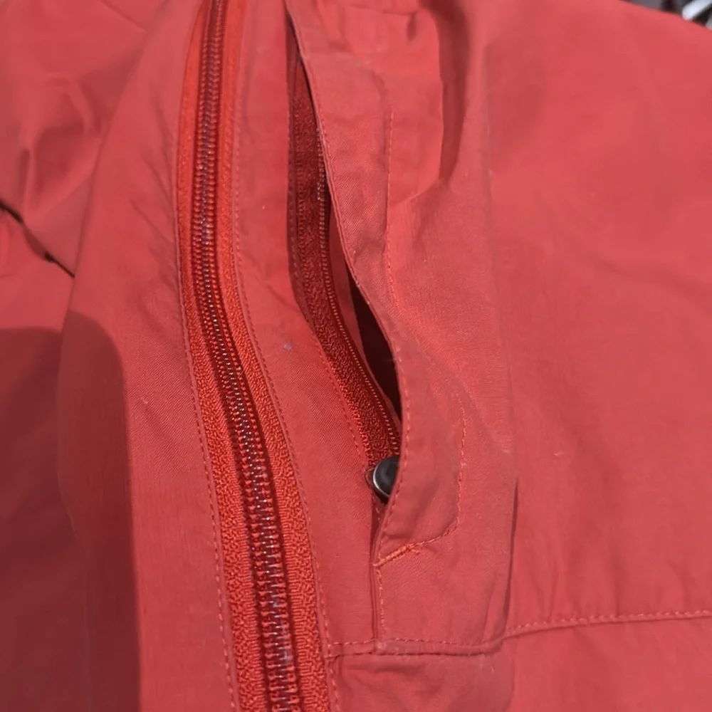 The North Face Burnt‎ Orange & Gray Hydrenalite Lightweight Zip Up Jacket